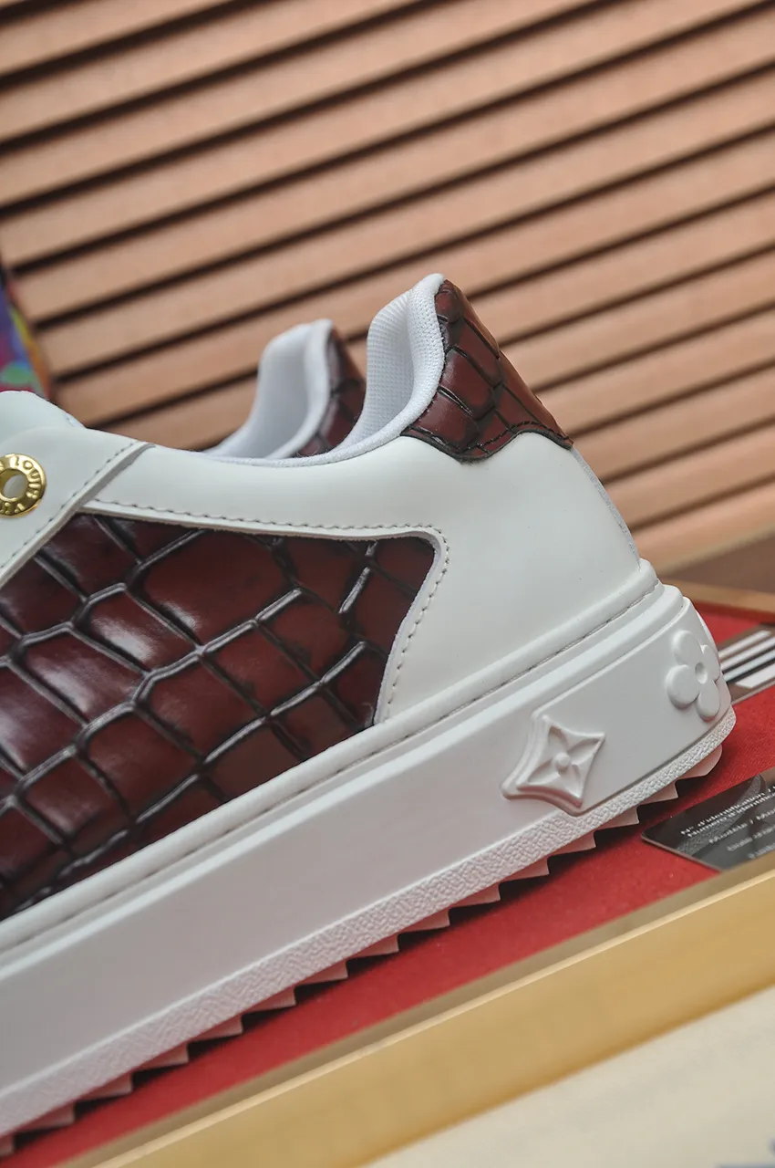 Men's shoes 💰540💶[LOUIS VUITTON] Original order price (water-dyed cowhide lining) new model 🍀LV Louis Vuitton * - top version of LV classic trendy shoes! Made of imported original cowhide, water-dyed cowhide lining, and original wear-resistant rubber outsole! High quality products! Code number 38-45 (45 is custom-made and cannot be returned or exchanged)